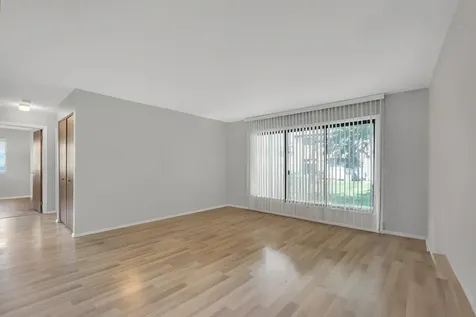 1538 Springview Court Wheeling IL 60090