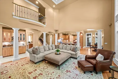 1920 Merritt Lane Lake Forest IL 60045