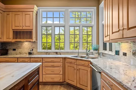 1920 Merritt Lane Lake Forest IL 60045