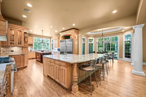 1920 Merritt Lane Lake Forest IL 60045