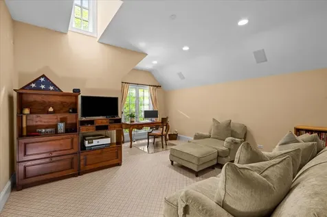1920 Merritt Lane Lake Forest IL 60045