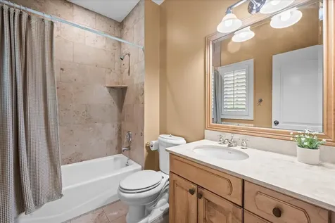 1920 Merritt Lane Lake Forest IL 60045
