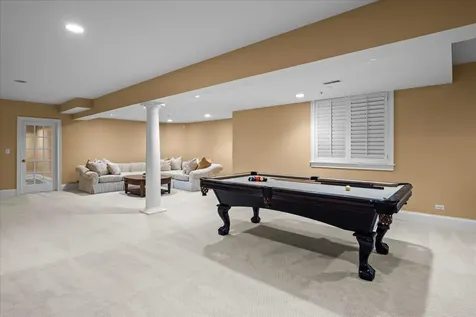 1920 Merritt Lane Lake Forest IL 60045