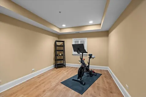 1920 Merritt Lane Lake Forest IL 60045