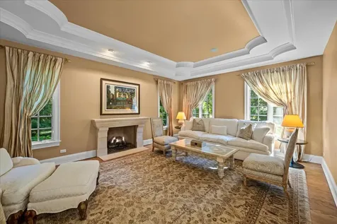 1920 Merritt Lane Lake Forest IL 60045