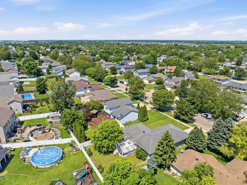 2417 Joe Adler Drive Plainfield IL 60586