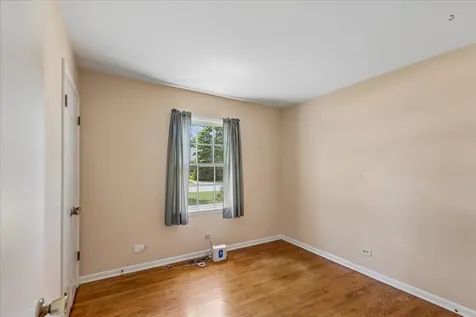 1436 Arbor Vitae Road Deerfield IL 60015