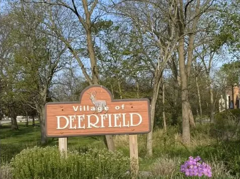 1436 Arbor Vitae Road Deerfield IL 60015