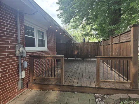 426 Fisk Avenue Dekalb IL 60115