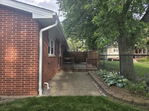 426 Fisk Avenue Dekalb IL 60115