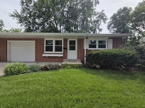 426 Fisk Avenue Dekalb IL 60115