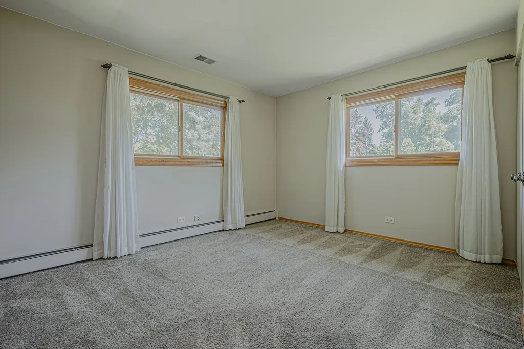 23313 West Hillcrest Drive Lake Zurich IL 60047