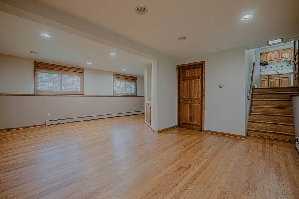 23313 West Hillcrest Drive Lake Zurich IL 60047