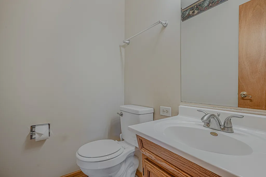 23313 West Hillcrest Drive Lake Zurich IL 60047