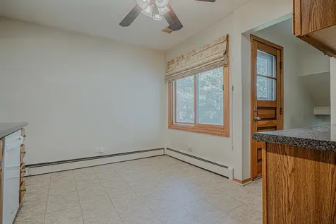 23313 West Hillcrest Drive Lake Zurich IL 60047