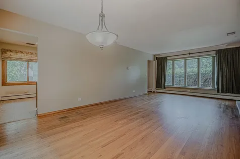 23313 West Hillcrest Drive Lake Zurich IL 60047