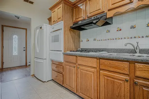 23313 West Hillcrest Drive Lake Zurich IL 60047