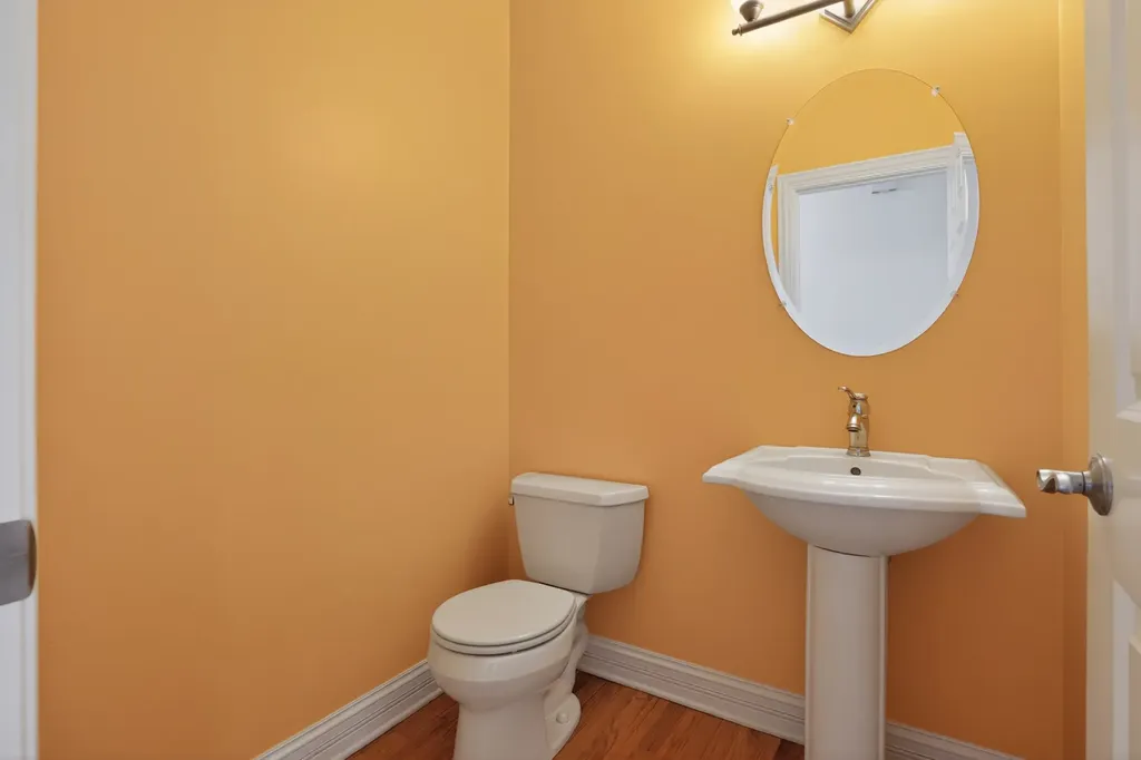 1212 Connamara Court Westmont IL 60559