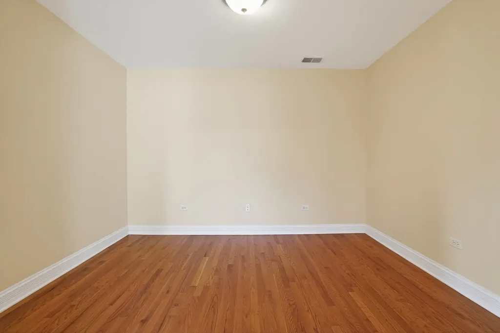 1212 Connamara Court Westmont IL 60559