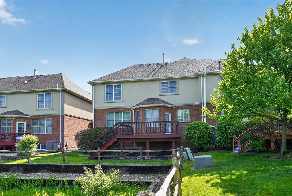 1212 Connamara Court Westmont IL 60559