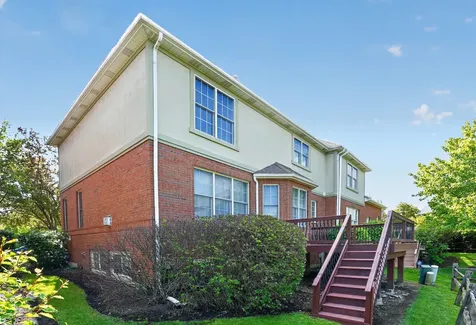 1212 Connamara Court Westmont IL 60559