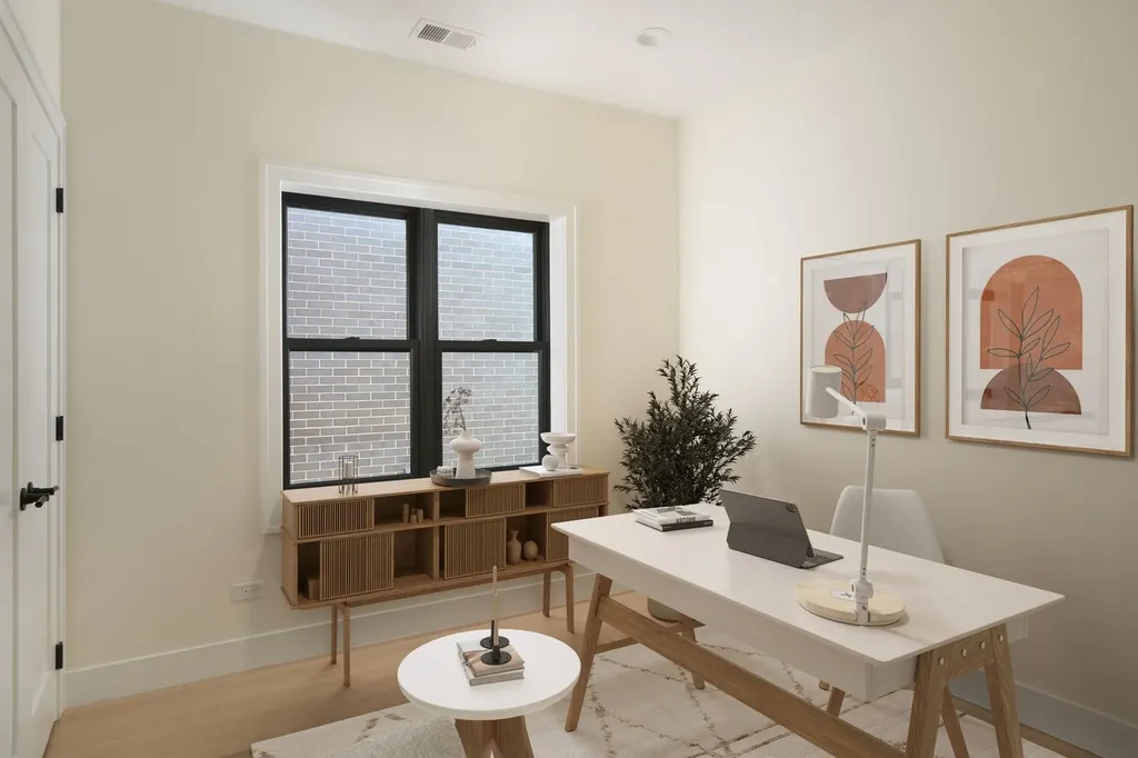 1629 North Burling Street Chicago IL 60614