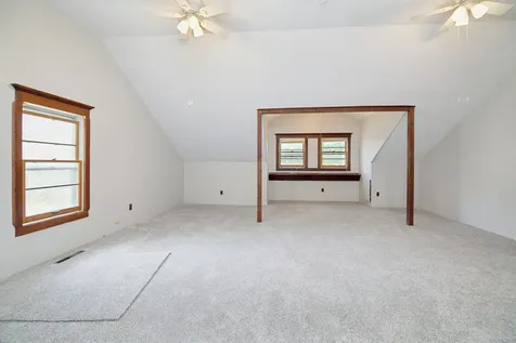 984 South Poplar Avenue Kankakee IL 60901