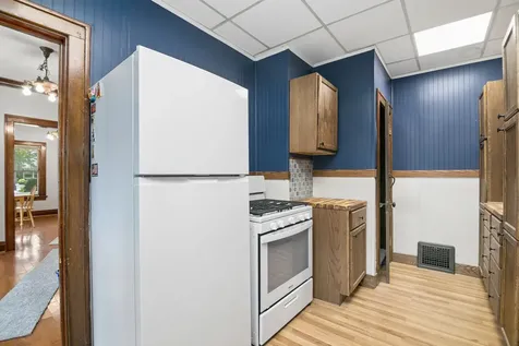 984 South Poplar Avenue Kankakee IL 60901