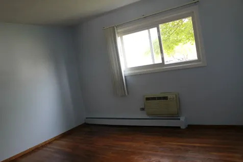8872 Jody Lane Des Plaines IL 60016