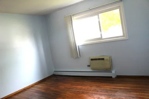 8872 Jody Lane Des Plaines IL 60016