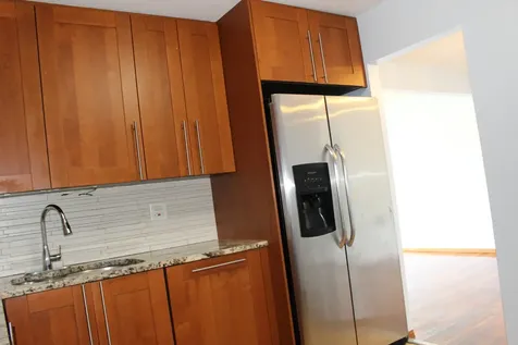 8872 Jody Lane Des Plaines IL 60016
