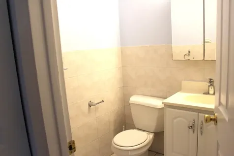 8872 Jody Lane Des Plaines IL 60016