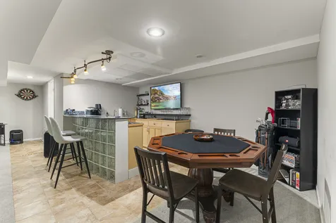 9 North Waverly Place Mount Prospect IL 60056
