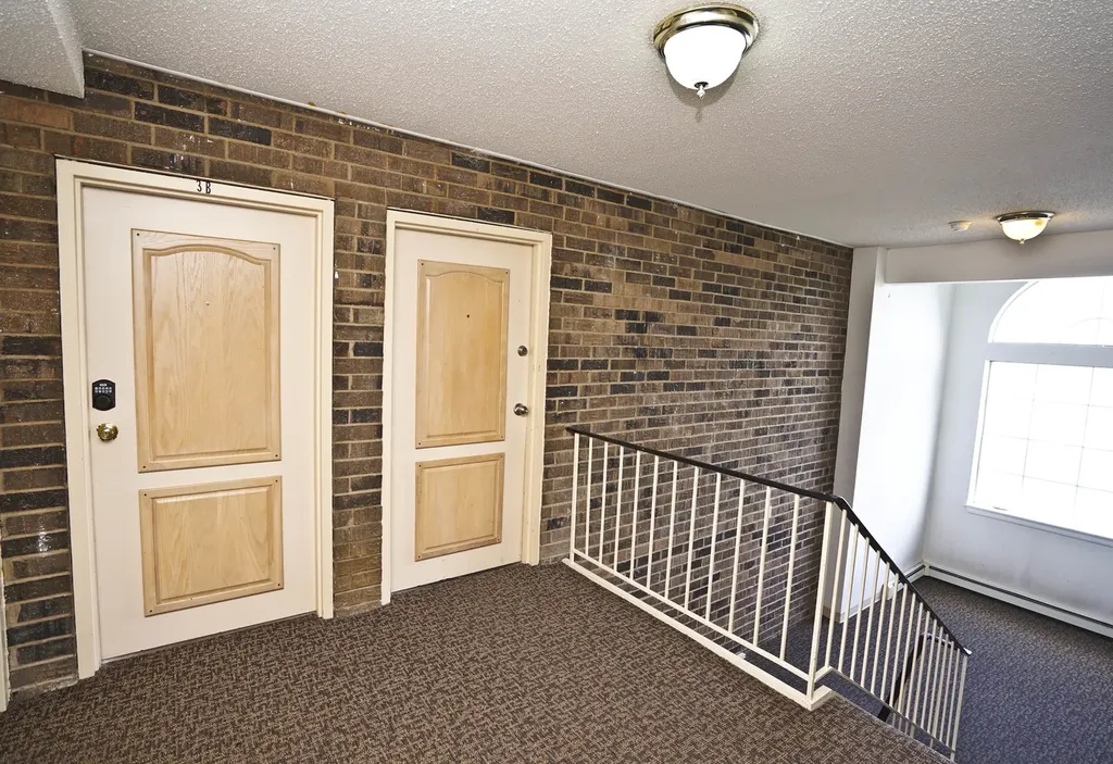 126 South La Londe Avenue Addison IL 60101