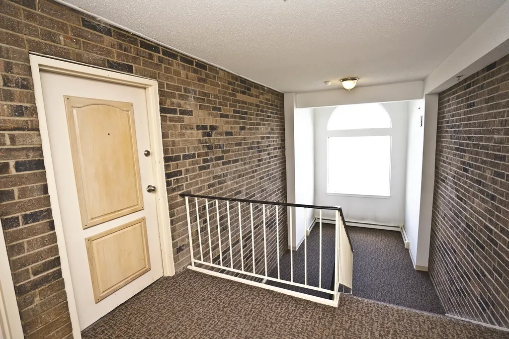 126 South La Londe Avenue Addison IL 60101