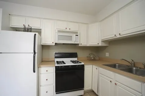 126 South La Londe Avenue Addison IL 60101