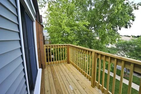 126 South La Londe Avenue Addison IL 60101