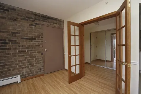 126 South La Londe Avenue Addison IL 60101