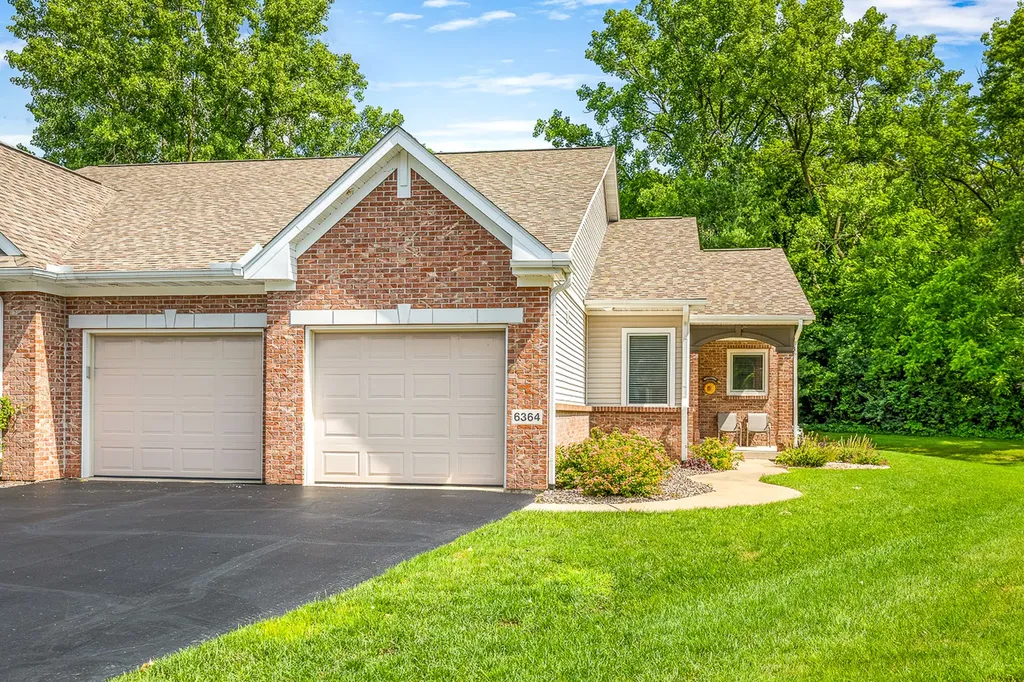6364 Parks Edge Drive Loves Park IL 61111