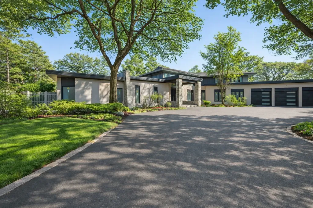 411 Woodland Court Glenview IL 60025