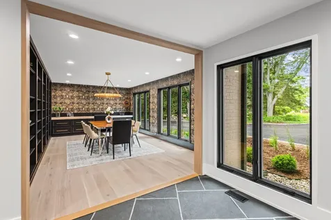 411 Woodland Court Glenview IL 60025