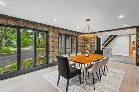411 Woodland Court Glenview IL 60025