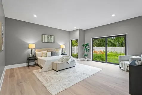 411 Woodland Court Glenview IL 60025