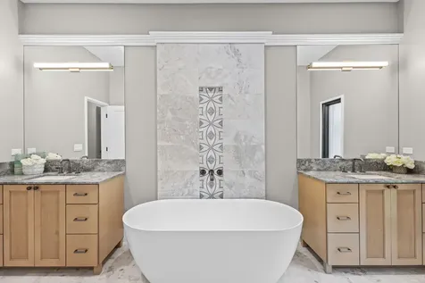 411 Woodland Court Glenview IL 60025