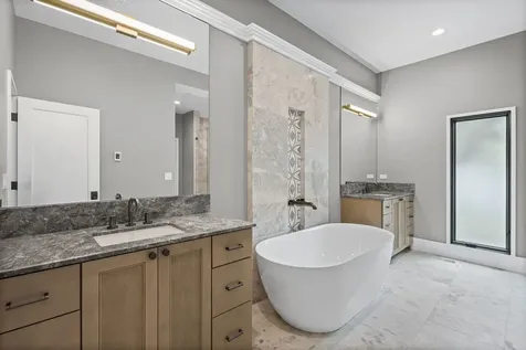 411 Woodland Court Glenview IL 60025