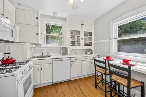 2746 Reese Avenue Evanston IL 60201
