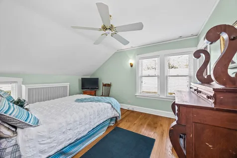 2746 Reese Avenue Evanston IL 60201