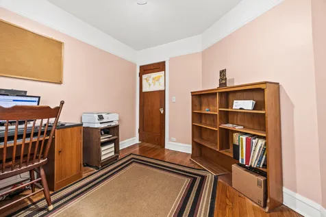 2746 Reese Avenue Evanston IL 60201