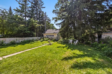 2746 Reese Avenue Evanston IL 60201