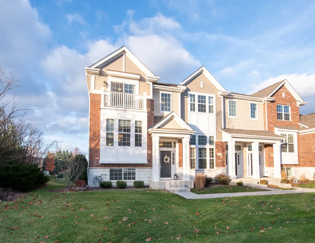 4477 Monroe Court Naperville IL 60564
